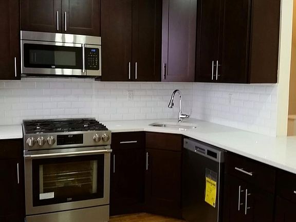 5th image of 1069 Herkimer St #1