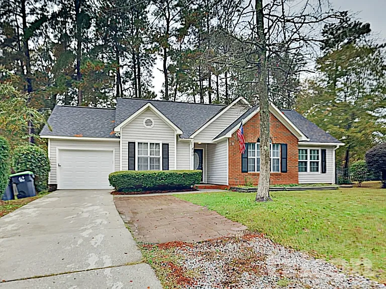 430 Forest Grove Cir — Photo 17