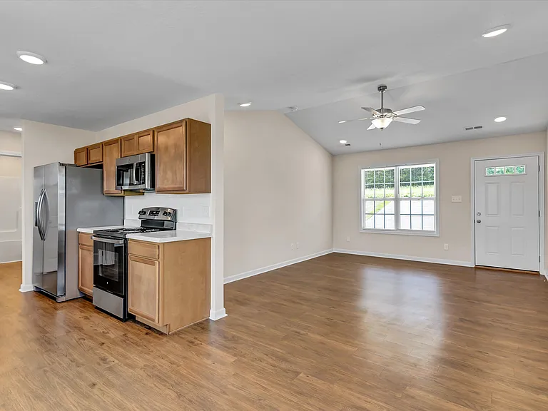 2020 McCleary Rd — Photo 8
