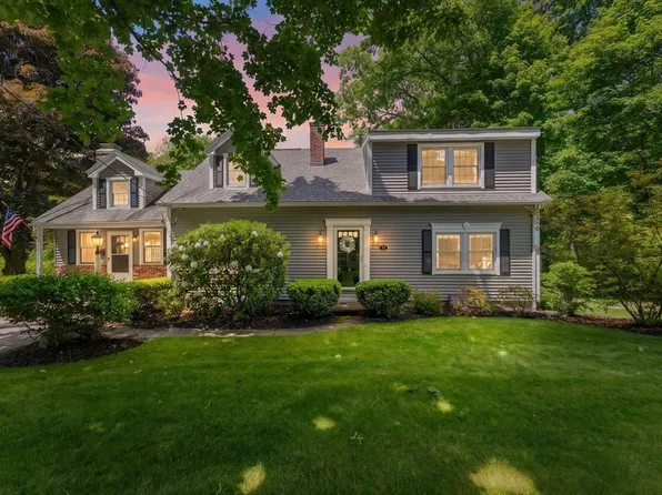 31 Tory Fort Ln, Worcester, MA 01602