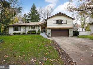 200 Philellena Rd, Cherry Hill, NJ 08034