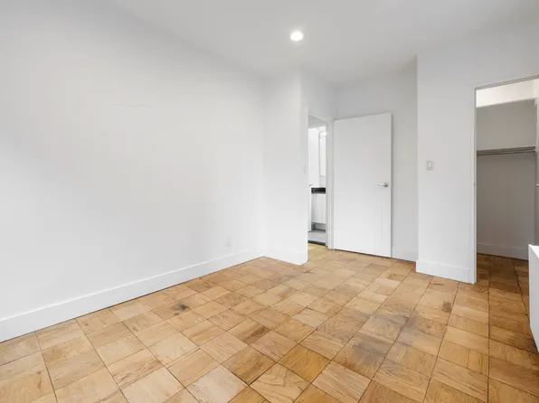 213 East 37th Street image 6 of 13