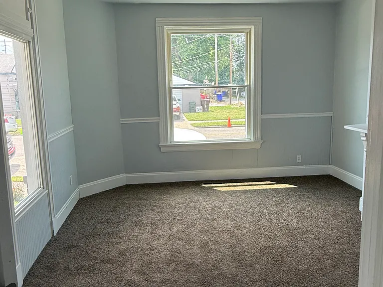 1126 Harmon Ave — Photo 6