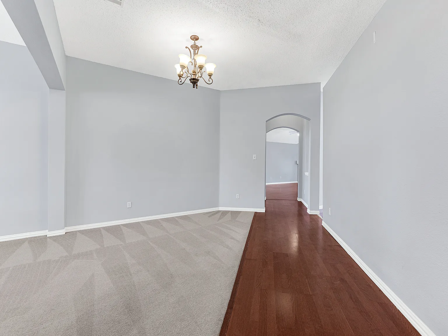 4 bed, 2202 sqft, $2,550 — Photo 4