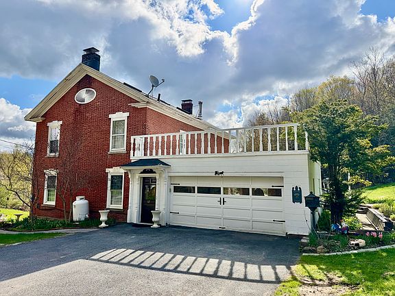 2nd image of 112 Kingsley Rd