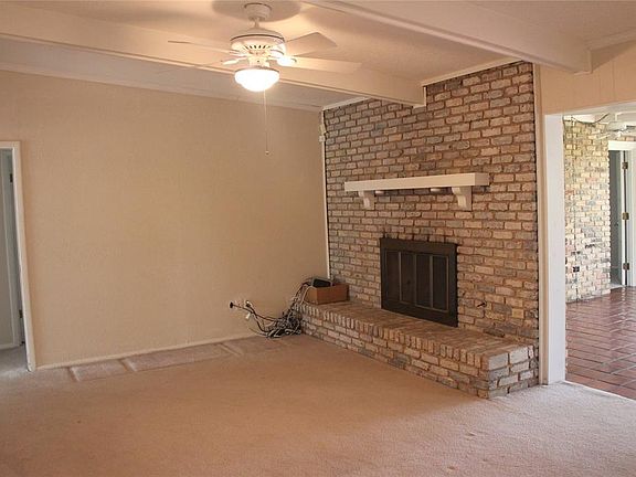 4th image of 6108 Walla Ave