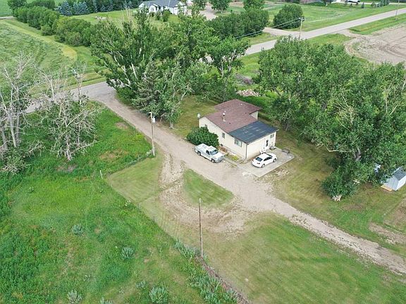 4th image of 94007 W Range Road 164