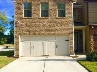 6735 Story Cir, Norcross, GA 30093