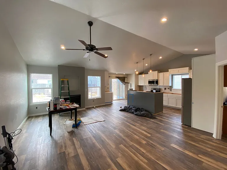 518 Sherwood Ct — Photo 2