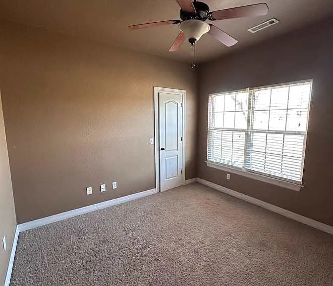 803 N Meadowlands Dr — Photo 15
