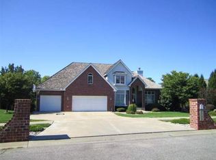 5720 SW 37th Ter, Topeka, KS 66610