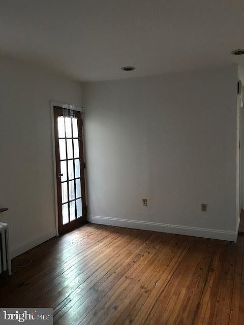 2nd image of 2026 Bainbridge St