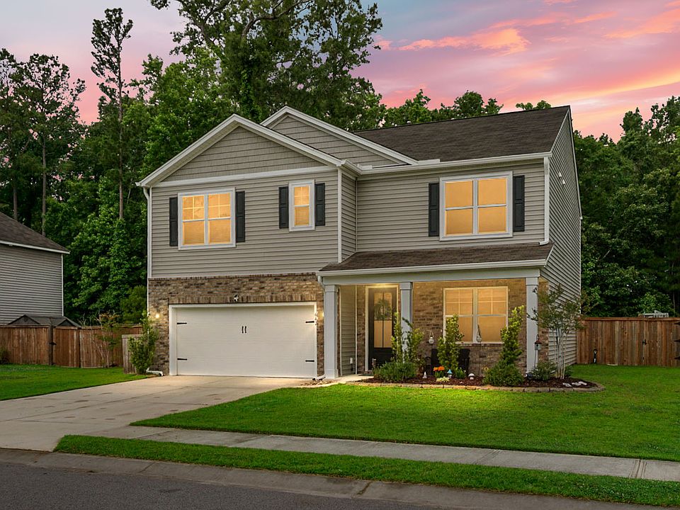1st image of 642 Woolum Dr