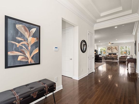 3rd image of 40 Ridgewood #40