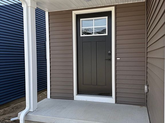 2nd image of 2320 Anchor Ave #1f0849710