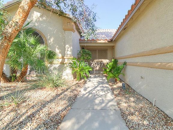 2nd image of 5824 Kane Holly St
