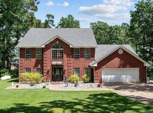 590 Shoreline Dr, Nacogdoches, TX 75964