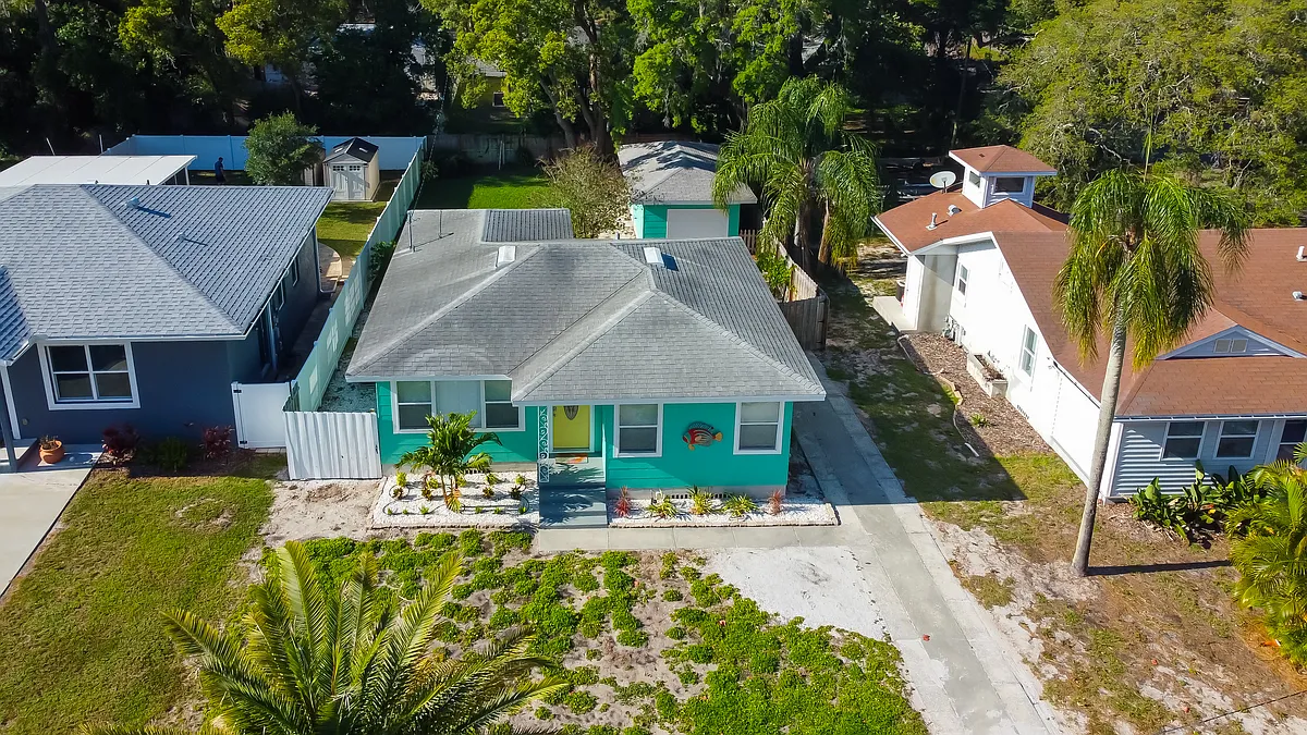 Building Photo - 1226 Sedeeva Cir S