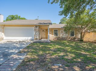 7555 Lincoln Village Dr, San Antonio, TX 78244