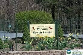 1st image of Spring Ct