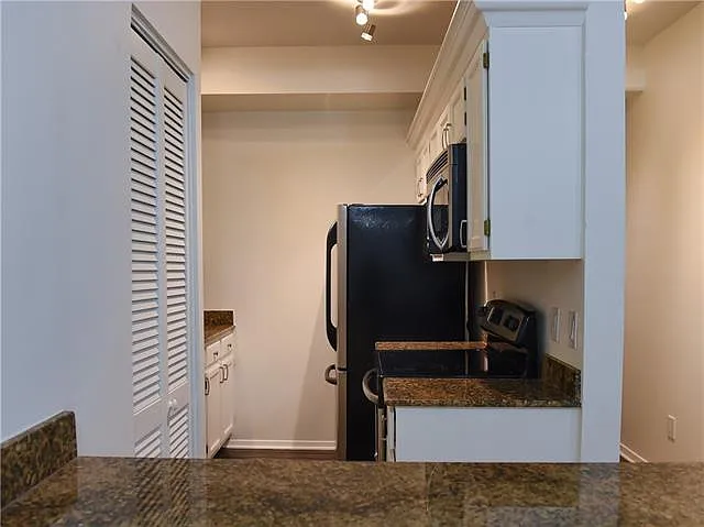 333 Julia St #324 — Photo 5