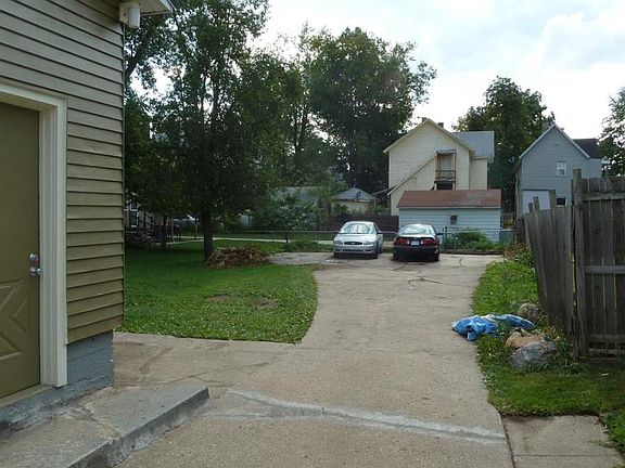 2nd image of 243 Gold Ave NW APT 2