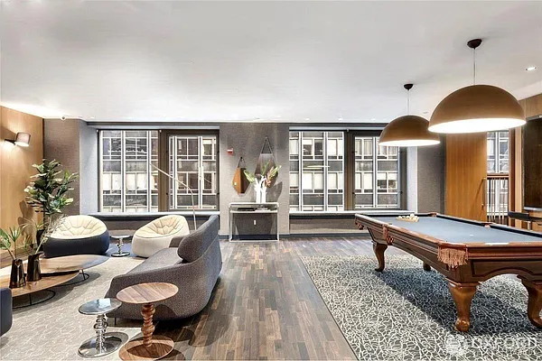 Rented by Oxford Property Group | media 39