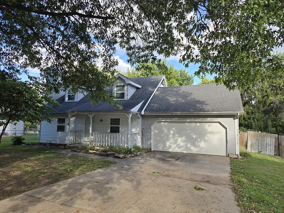 4050 S Western Ave