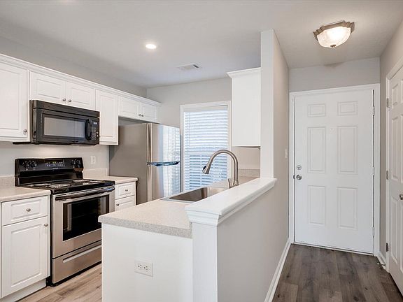 2nd image of 1216 Longpoint Dr