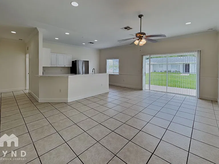 101 Talavera Ln — Photo 2