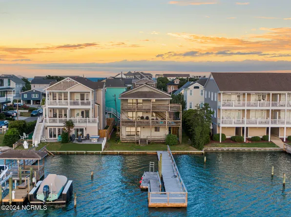 9 W Atlanta Street, Wrightsville Beach, NC 28480