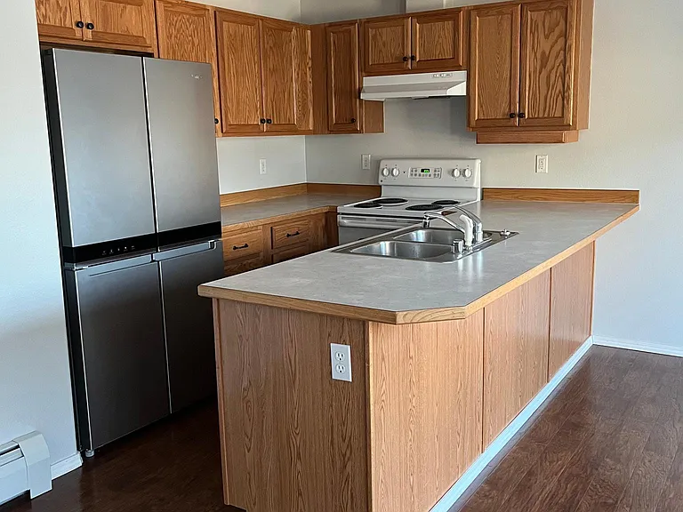 7413 Meadow St #4G — Photo 3