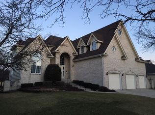 2361 Legacy Dr, Aurora, IL 60502