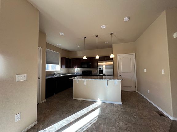 2nd image of 3749 Vineyard Cir
