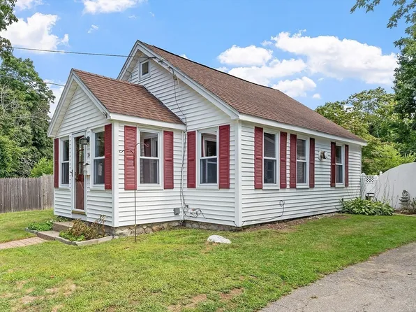 24 Prospect St, Maynard, MA 01754