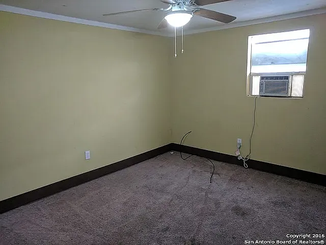 539 Sterling St — Photo 5