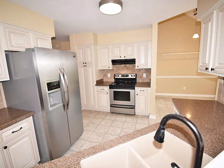1525 W Harpeth Rd — Photo 4