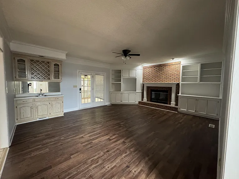 7595 Foxfire Dr SE — Photo 9