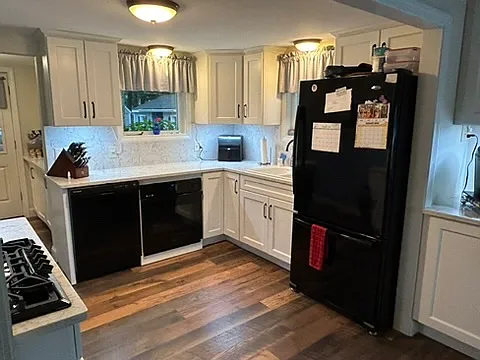 221 Long Pond Rd
