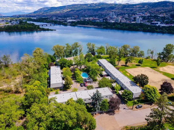 249 Kitchener Cres #5, Kamloops, BC V2B 1B9