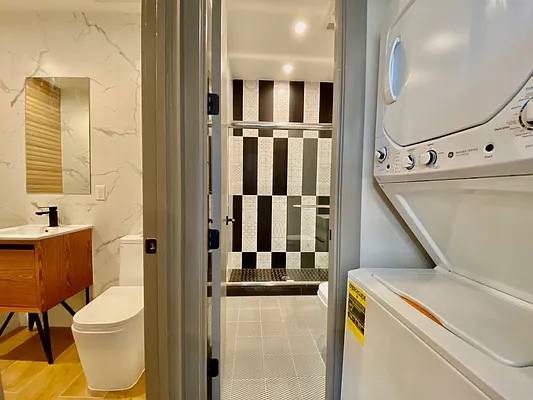 Rented by Lofts and Flats LLC | media 45