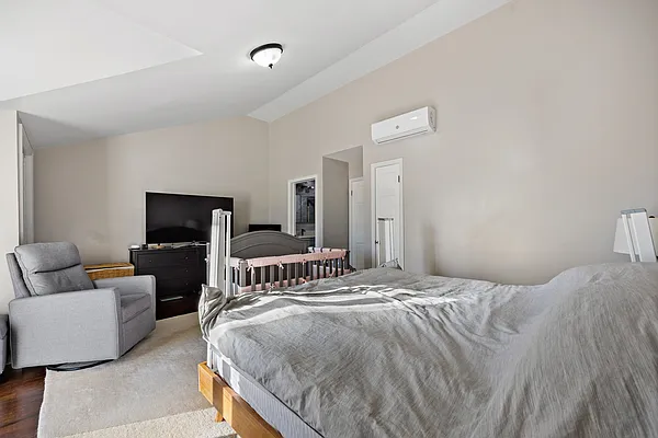 Sold by Keller Williams Realty Gold Coast | media 21