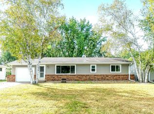 2050 Carnelian Ln, Eagan, MN 55122