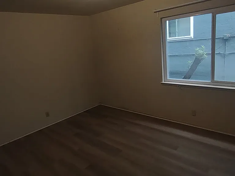 1735 Highland Pl #28 — Photo 8