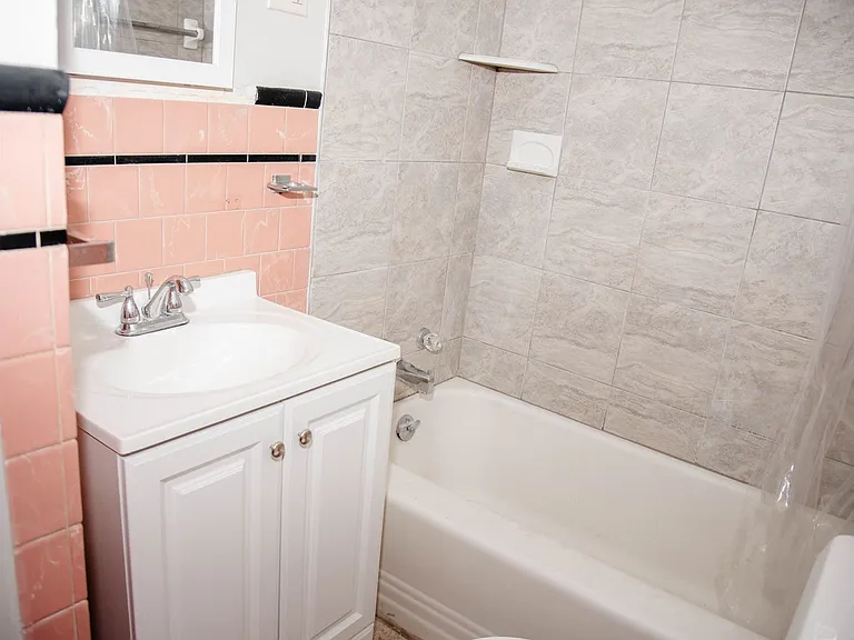 333 Spruce St #1 — Photo 15