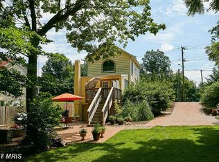 2760 Annandale Rd, Falls Church, VA 22042