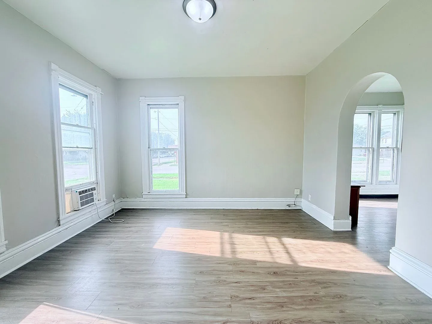 321 Clay Street — Photo 4
