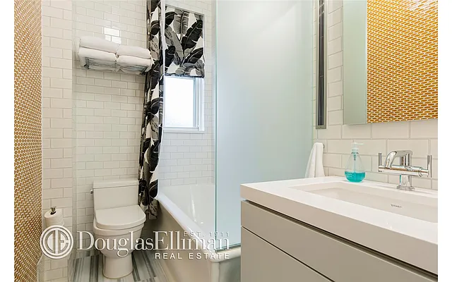 Sold by Douglas Elliman | media 27