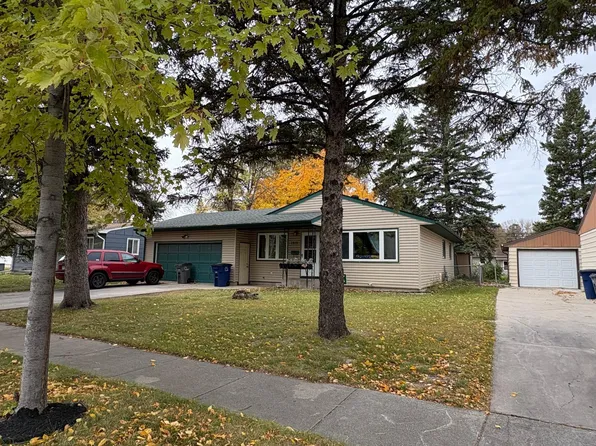 1515-19 1/2 St S, Moorhead, MN 56560