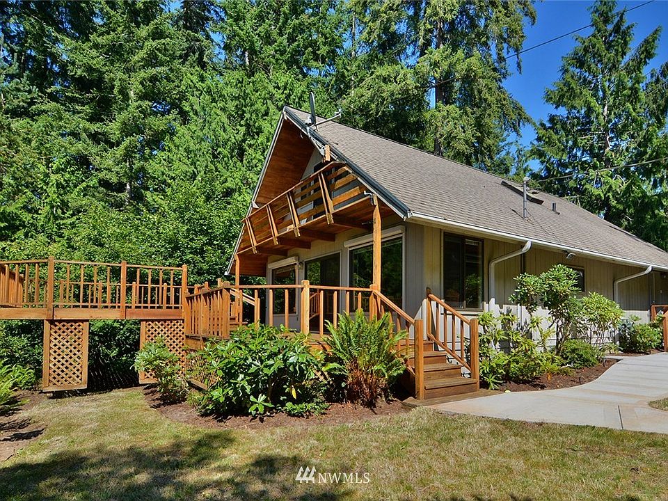 1st image of 4990 NE Hood Canal Place